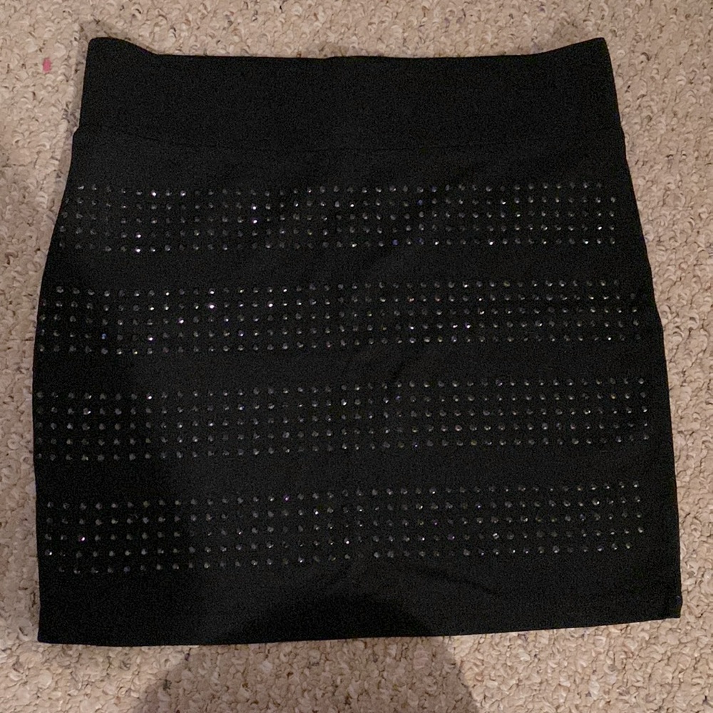 Forever 21 Black Rhine Stone Mini Skirt. Size L.